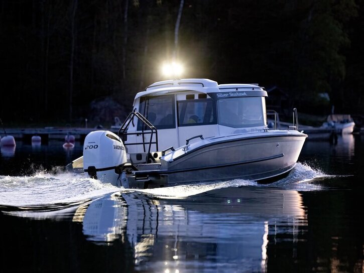 2024 Silver Seahawk-Cabin web-004