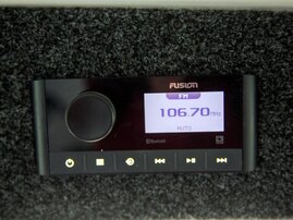 Fusion MS-RA60 -musiikkisoitin (Seahawk C)